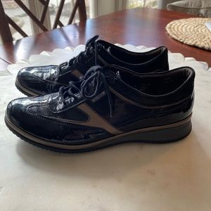 Mephisto lace up shoes